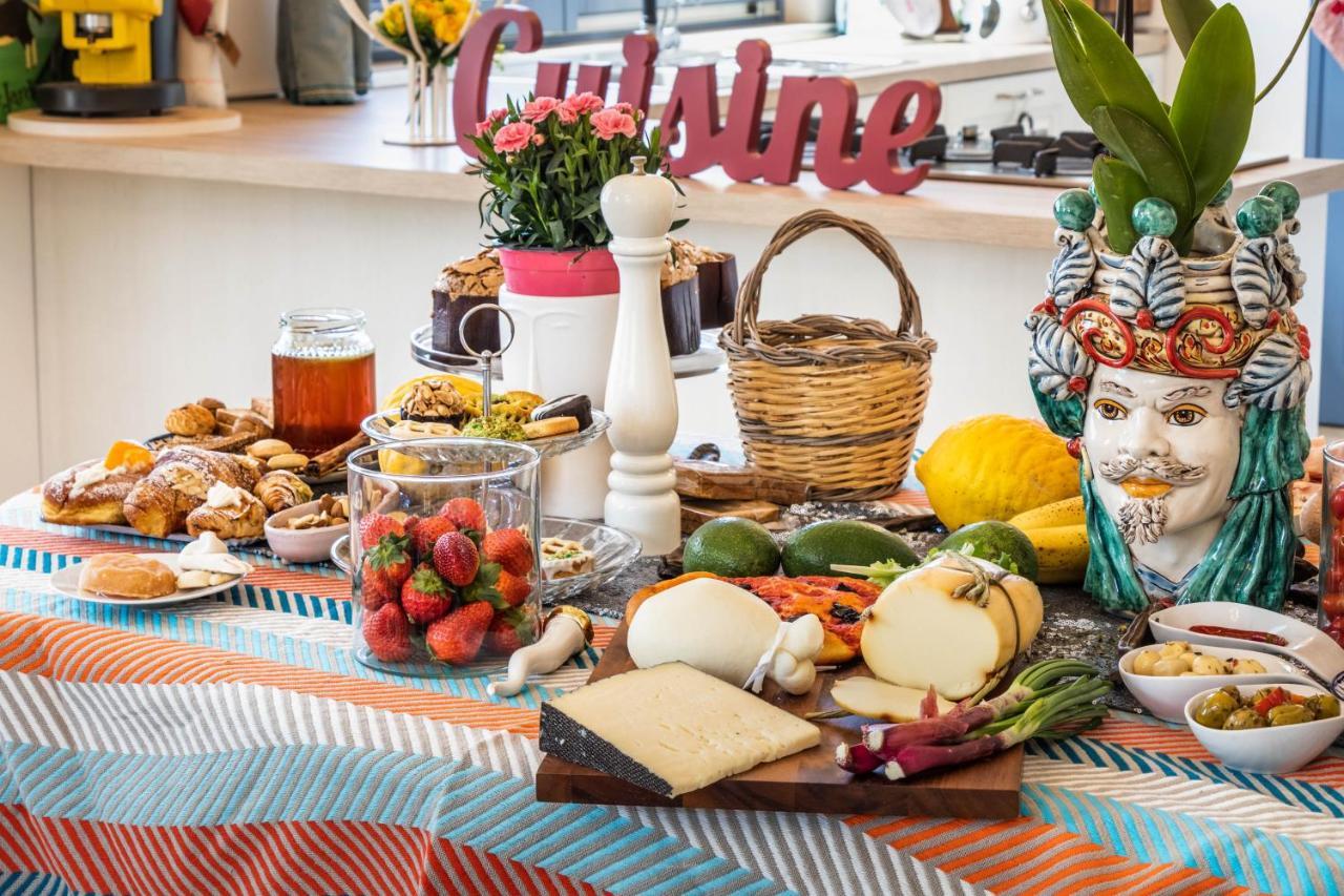 Michael Garden Bed & Breakfast Ното Екстериор снимка
